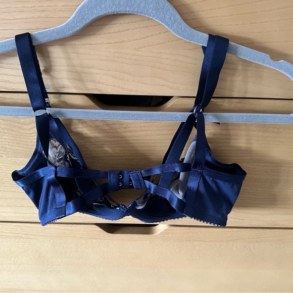 34D Navy Bra - Dita Von Teese - Picture 2 of 4